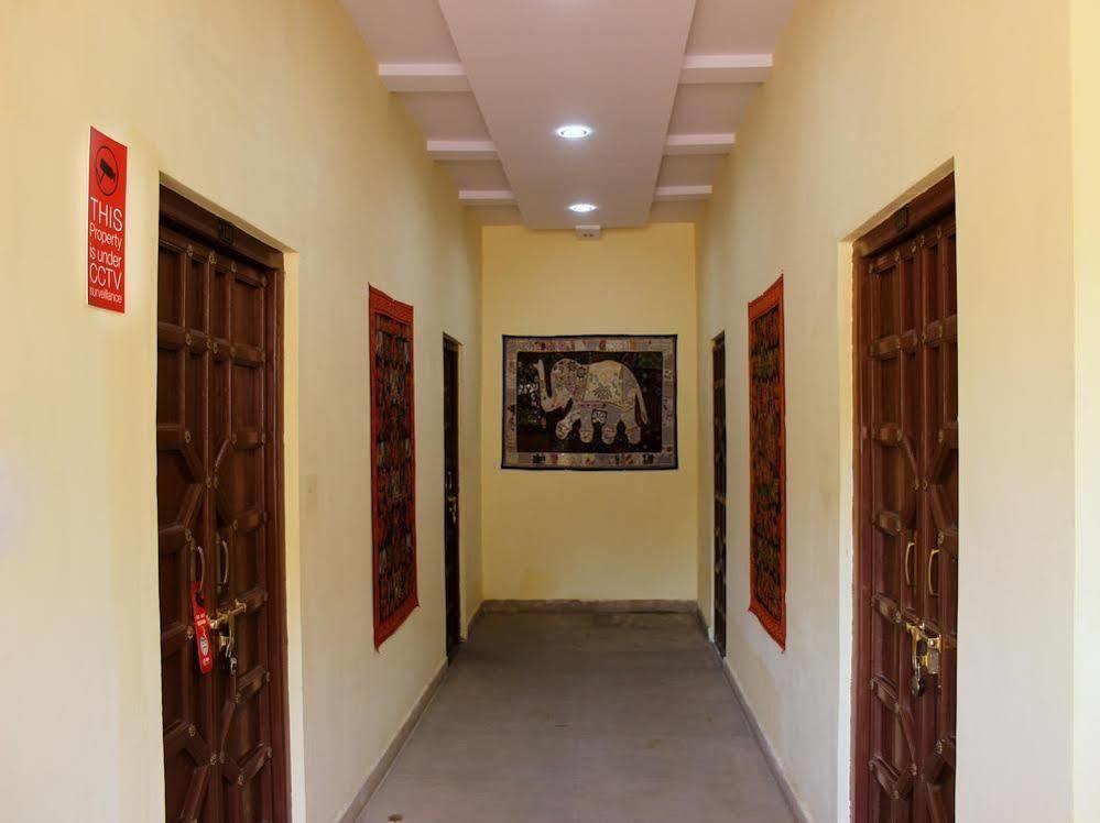 Oyo 1159 Hotel Chandra Prakash Udaipur Dış mekan fotoğraf