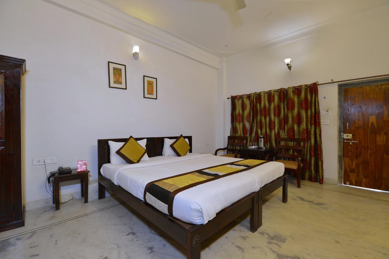 Oyo 1159 Hotel Chandra Prakash Udaipur Dış mekan fotoğraf
