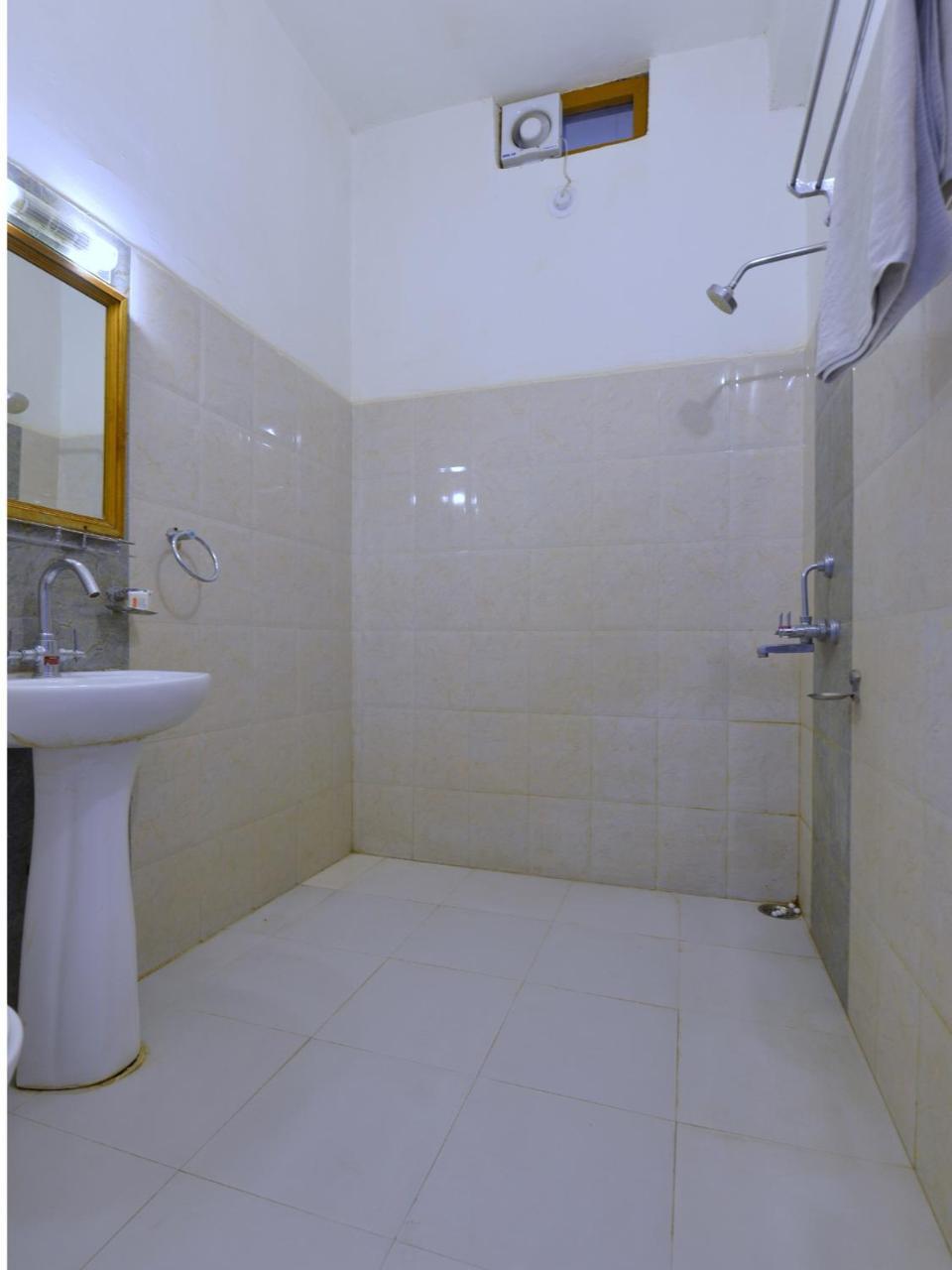 Oyo 1159 Hotel Chandra Prakash Udaipur Dış mekan fotoğraf